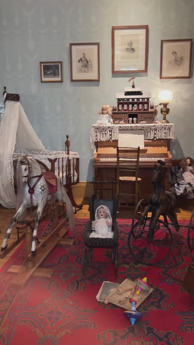 Замок 12го века #замки#городаистраны#путешествия#экскурсии#путеводитель смотреть онлайн