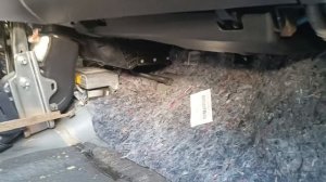 Влажный пол и почему вода в салоне Honda CRV 3/Wet floor and why is the