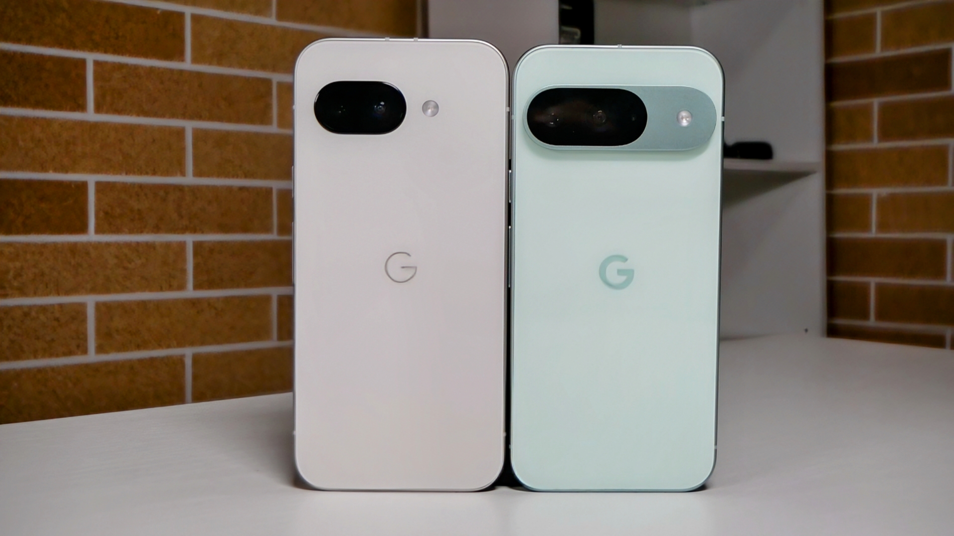 Сравнение Google Pixel 9 - Pixel 9A / Арстайл / смотреть онлайн