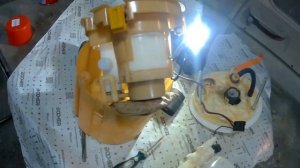 КИА CERATO-4 2020 год . Особенности замены топливного фильтр