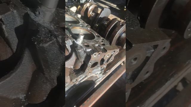 Как вытащить, ИЗВЛЕЧЬ направляющие втулки из БЛОКА ЦИ смотреть онлайн