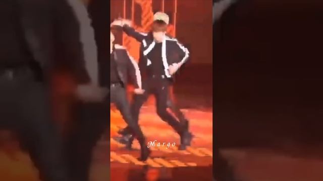 Танго Кумпарсита + BTS👍👍👍