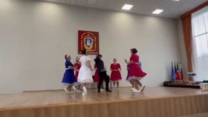 Веселый танец Пластиночка. Группа "Давайте потанцуем".