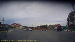 Новороссийск. Нарушение ПДД 2022-09-22_11-17-15