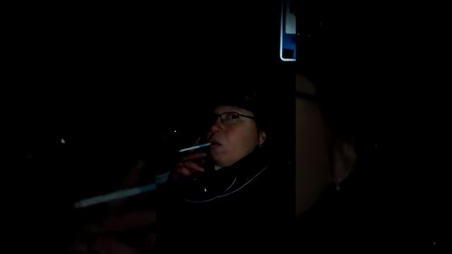 Автобус проехал мимо нас.