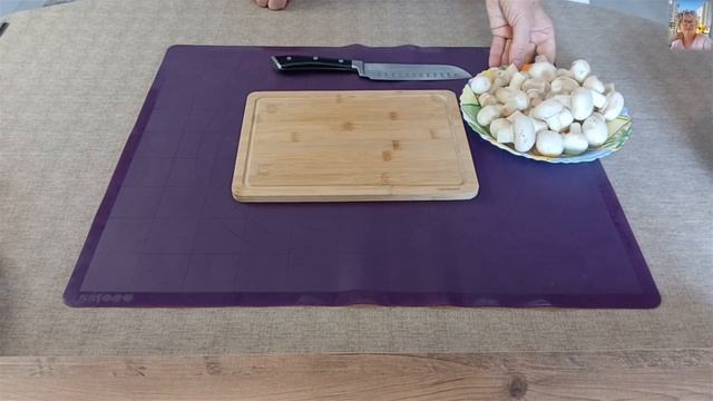 💥Куриные рулеты и грибы в соевом соусе💥SUB #КуриныеРу смотреть онлайн