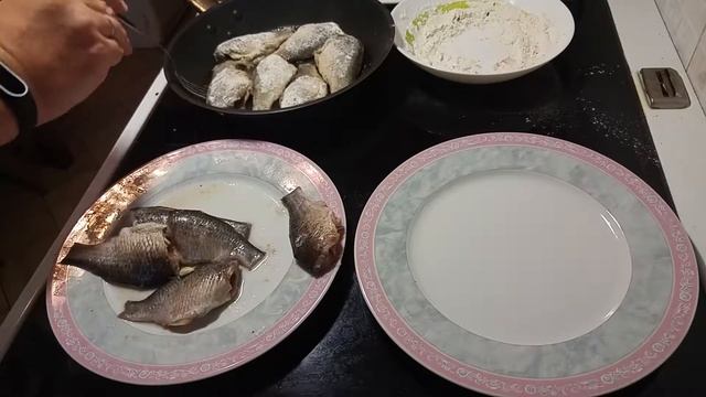 Жареные караси. Вкусно и быстро. смотреть онлайн