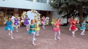 Танец "Кто у мамы с папой самый самый"