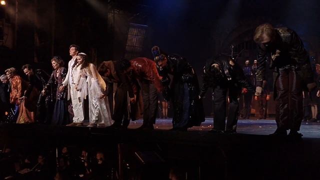 "Ромео и Джульетта" Поклоны 05.01.2025 13:00 Театр Музыкально? смотреть онлайн