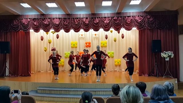 212 школа вечер выпускников, выступление 8-11 кл