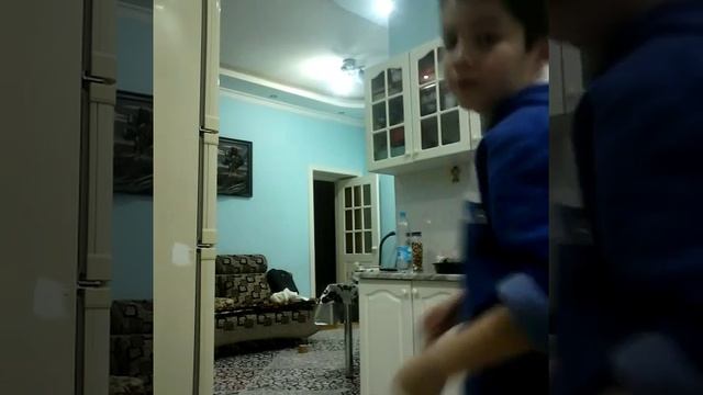 Water bottle flip chelleng/Бутылка воды челлендж смотреть онлайн