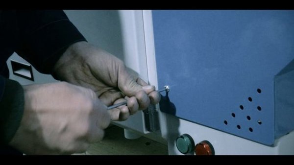 Видеоролик  EAG-400