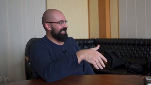 Реми Майснер в гостях у проекта Свои Люди. Беседа про м смотреть онлайн