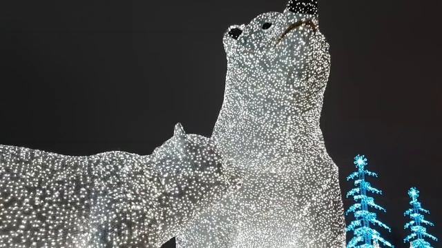 Новогодние медведи в Москве смотреть онлайн