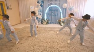 танец джентльменов. подг. гр. д/с 12  Золотой ключик. муз