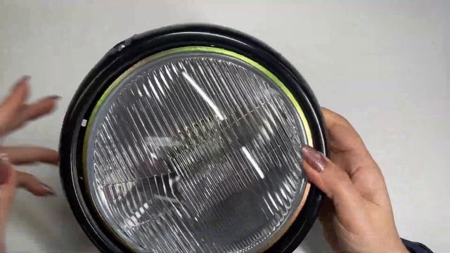 Фара кругла 24 В КАМАЗ (в металевому корпусі з ободом)