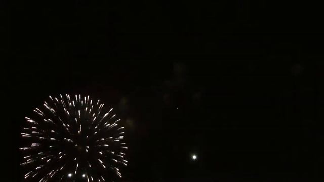 Салют в честь 60-летнего юбилея города Луховицы! смотреть онлайн