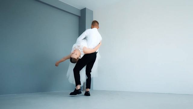 Свадебный танец онлайн - Young And Beautiful /Lana Del Rey / Танец С1