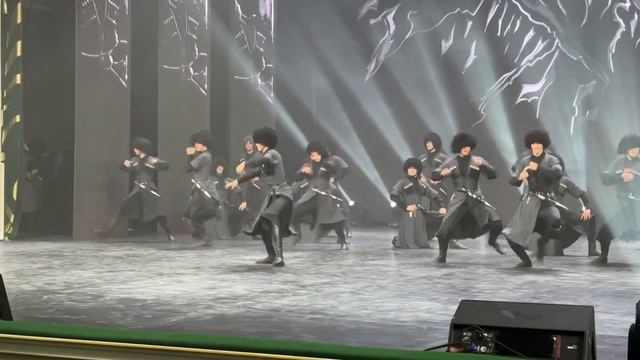 Танец Ламан Аз Ансамбль Вайнах🔥 смотреть онлайн