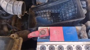 Замена воздушного фильтра на KIA Spectra на новый NORDFIL. AN1062