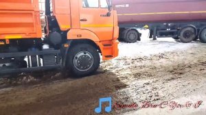 Весёлый день.#дальнобой #камаз #зерновоз #russia #truckdriver #р?