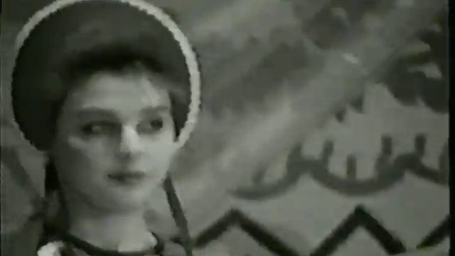 Russian Folk Dancing (1995) | русско народные танцы ансамбль г. Тве?