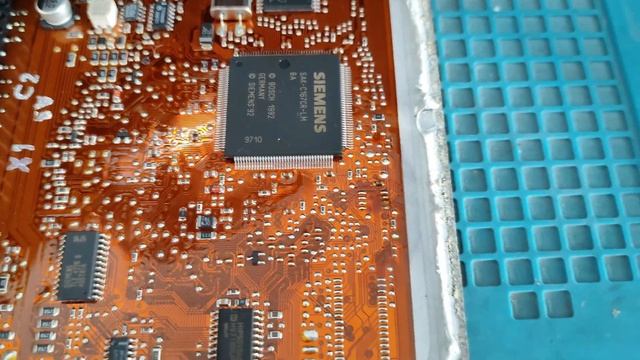 Отключение иммобилайзера Siemens 5WP4 Skoda Immo Off смотреть онлайн