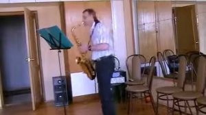 О,голубка моя. На саксофоне.