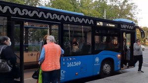 "Приветливый водитель!" автобус Нефаз-5299-40-52 следует по