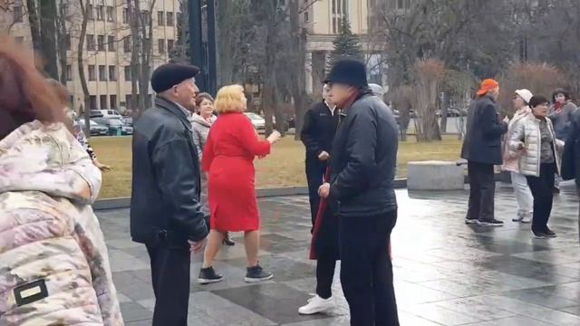 ЗАЦВIЛИ КОНВАЛII В ГОРОДСКОМ САДУ!!! 16 марта 2025 ХАРЬКОВ ? смотреть онлайн