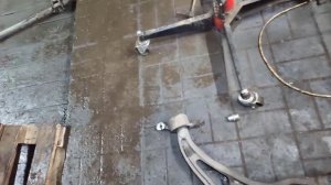 Mercedes ML w164 замена сайлентблока переднего нижнего рычаг