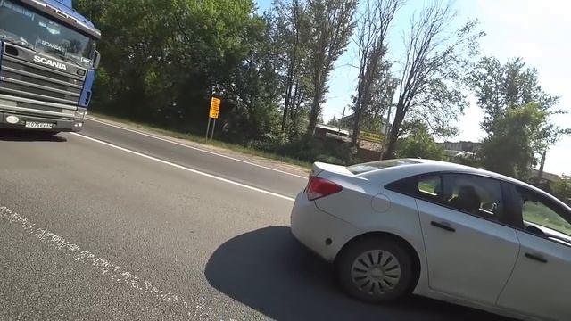 как дальнобойщики наказывают обочечников  мгновенная