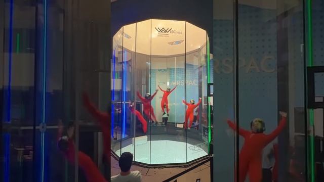 Аэродинамическая труба Потрясающая слаженность смотреть онлайн