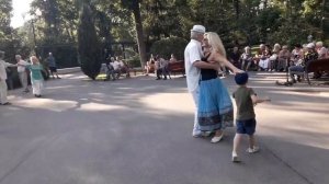 Моя любимая и нежная!!!💃🌹Танцы в парке Горького!!!💃?