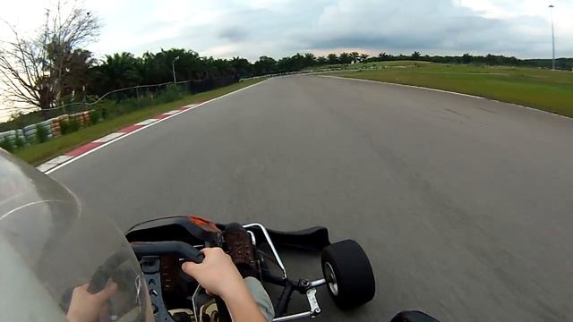 Sepang (Kart Ciruit) 24.11.15. 2-ая практика