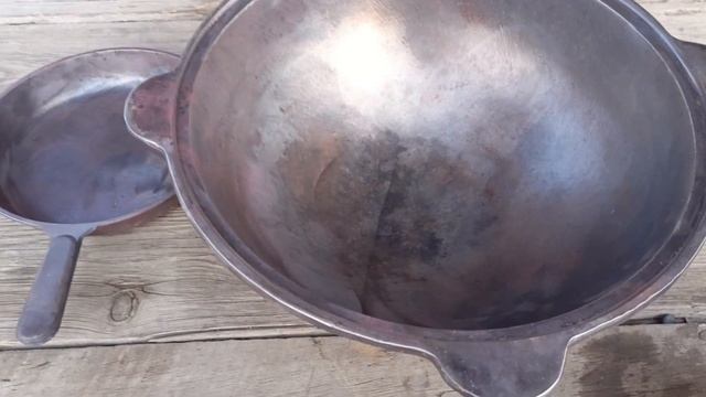 Обжиг чугунного казана и сковородок! Без всякой Соли!! смотреть онлайн