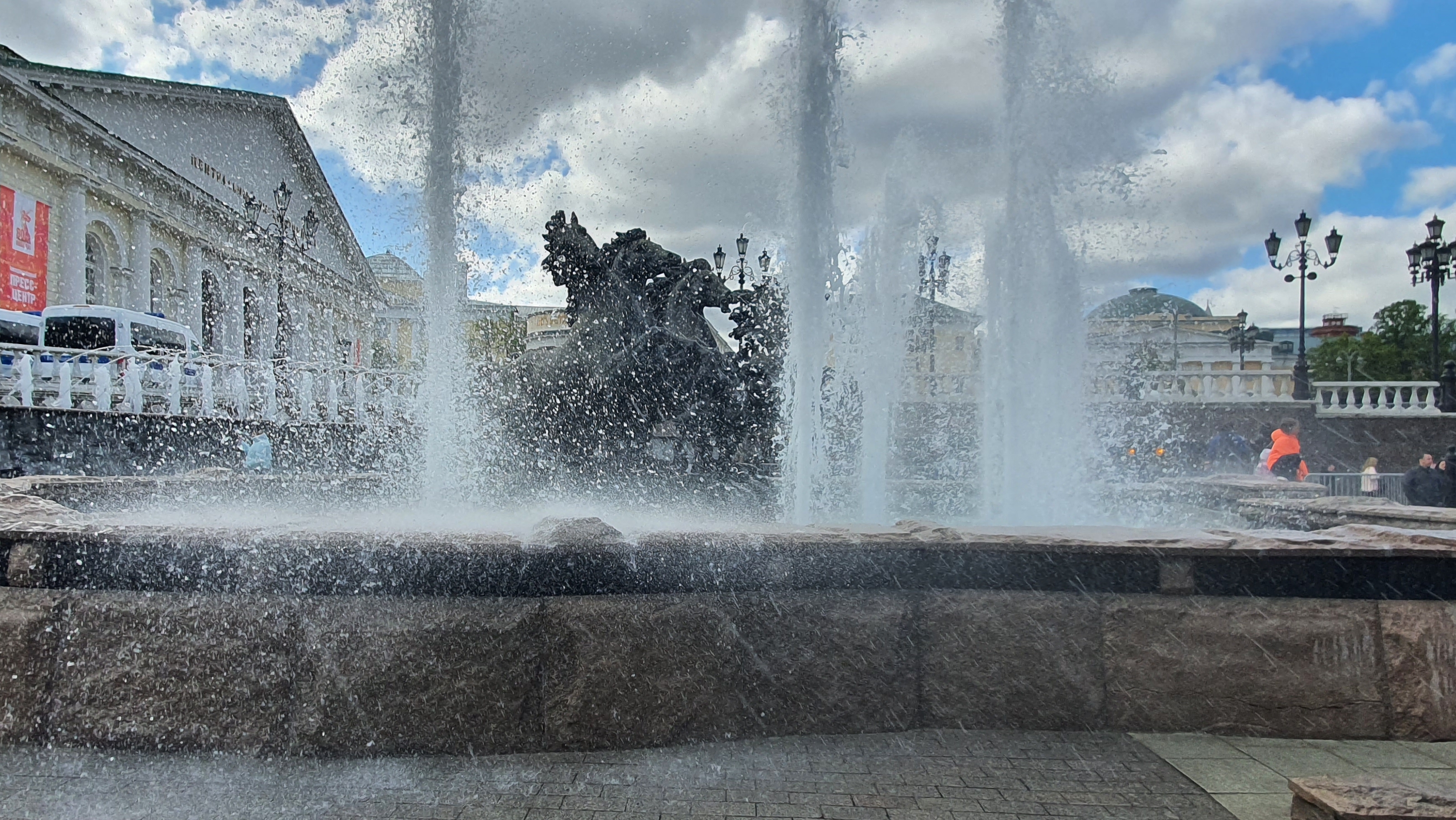 Утраченные монастыри Москвы. Моисеевский женский монастырь Белого города на Манежной площади. смотреть онлайн
