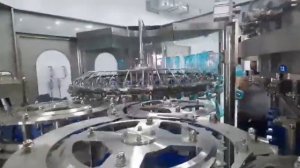 Цех розлива спокойной и газированной воды в ПЭТ тару о