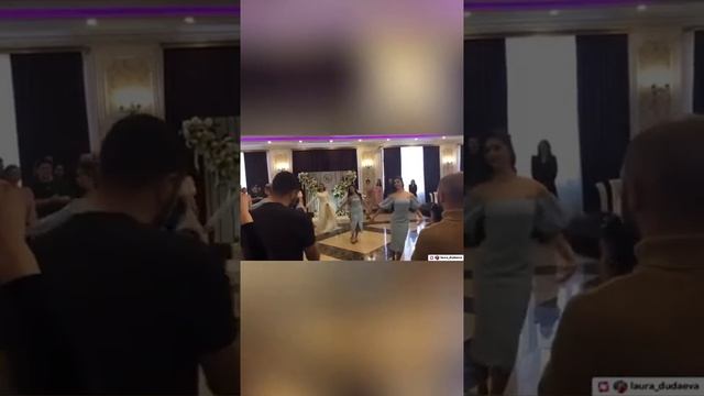 Осетинские подружки невесты покорили танцем гостей с?