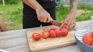 КАЗАН -КЕБАБ с челогачами и сочными томатами,стейки на