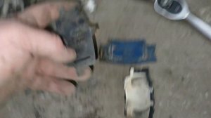 Toyota RAV 4 A40 Замена задних тормозных колодок