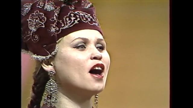 Җомга — Солистка Хамдуна Тимергалиева. Госансамбль ?