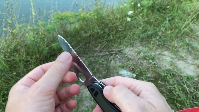 Нож Victorinox Swiss Soldier Knife One Hand