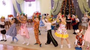 Ах, давайте мы будем счастливыми ! - танец