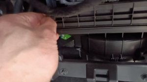 Москвич 3, замена салонного и воздушного фильтров