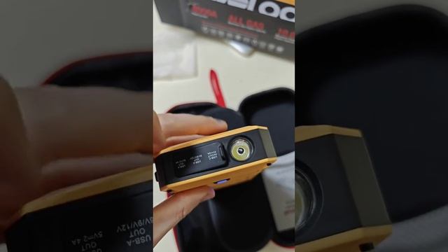 Для больших машин серьёзный бустер GOOLOO 4000A смотреть онлайн