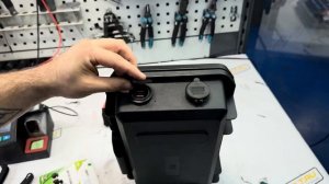 АККУМУЛЯТОР ДЛЯ КЕМПИНГА, РЫБАЛКИ, ОТДЫХА НА ПРИРОДЕ.