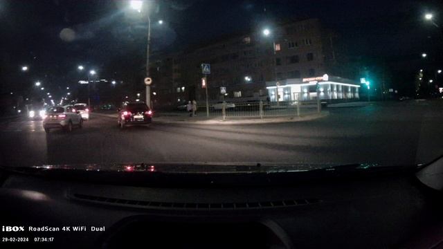 iBOX RoadScan 4K WiFi Dual ночь1 смотреть онлайн