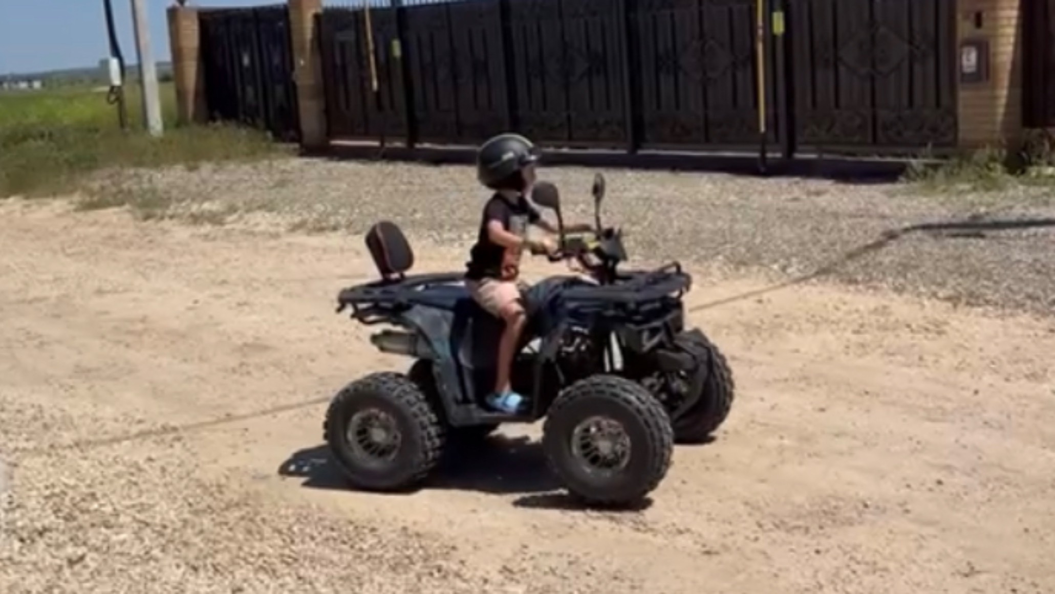 Квадроцикл HAMMER 150. Лучший выбор для детей 5 лет смотреть онлайн