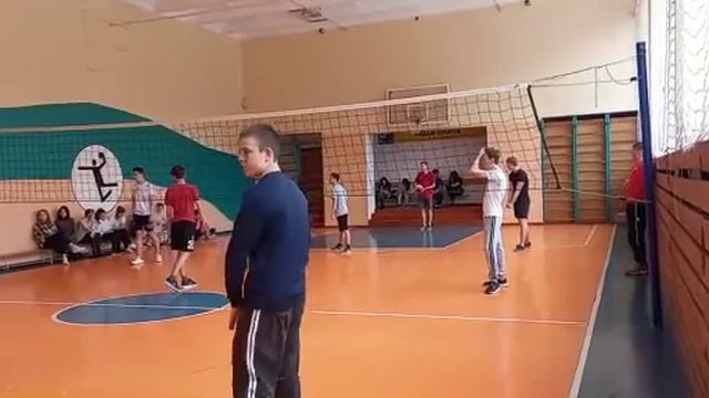 Школьный спортивный клуб Атлант смотреть онлайн